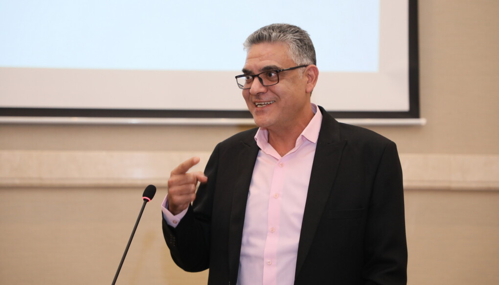 SRM: The Situation of Parents and Caregivers in the Arab Countries During Crises/ National Case (Egypt)/ Dr. Sabri Siha (Presentation in Arabic)