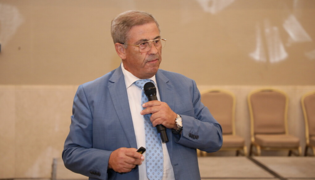 Child Rights and Laws in Arab Countries/ Dr. Hatem Kotran (Presentation in Arabic)